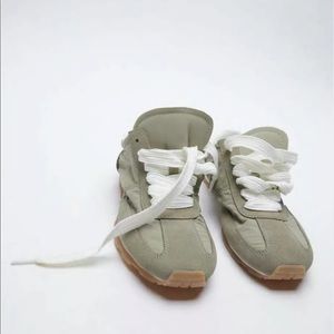 zara contrasting soft sneakers khaki green